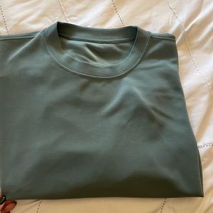 Lulemon soft streame  crop crew neck full details in the last picture